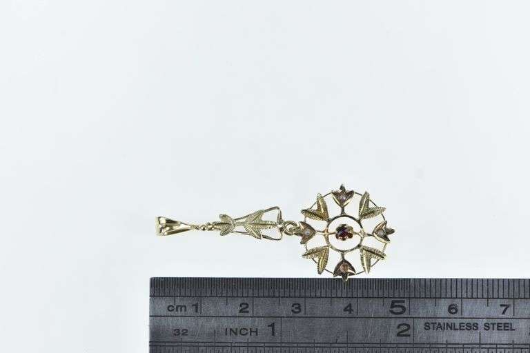 14K Yellow Gold Victorian Garnet Leaf Vintage Drop Pendant