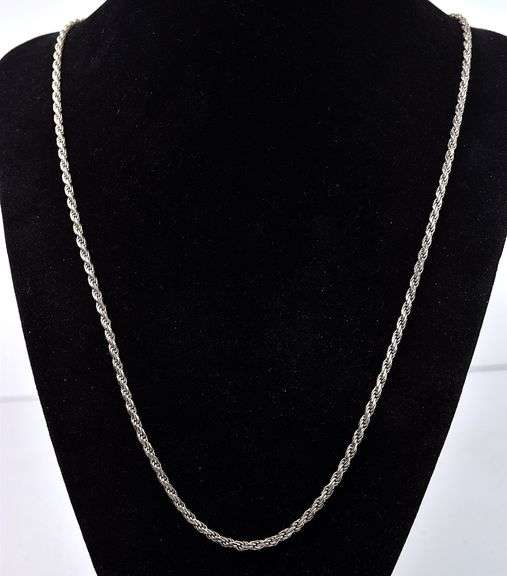 Chain Necklace in Sterling Silver