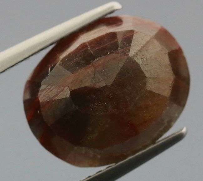 Glistening 7.06ct Earth toned Sapphire
