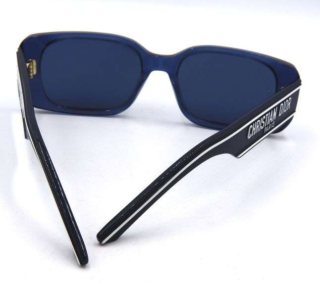 Dior Wildior sunglasses
