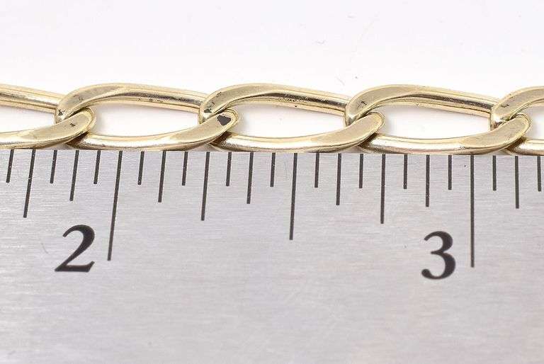 Elegant 14K Yellow Gold Elongated Chain Bracelet