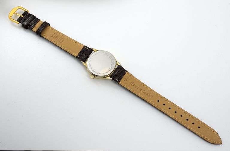 Retro-Modern Men's Elgin Direct Read Golf Ball Manual Watch