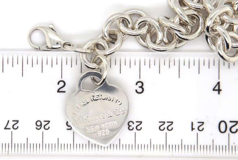 Tiffany & Co Heart tag charm bracelet in 925 sterling silver