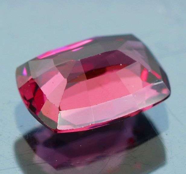 Glittering 2.22ct untreated top violet pink Rhodolite Garnet