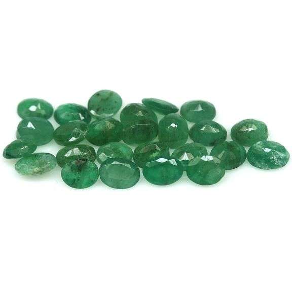 Large 9.35ct 25 piece Zambian Emerald parcel