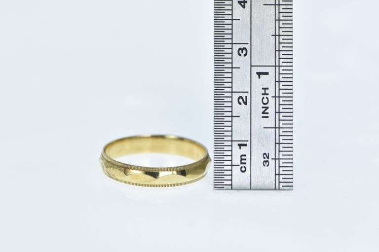 14K Yellow Gold 4.5mm Vintage Classic Men's Wedding Ring