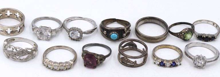 Group lot of Vintage 925 sterling silver rings