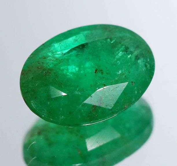 Marvelous 2.23ct untreated Colombian Emerald