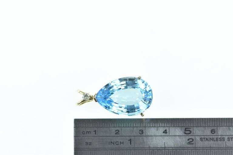 14K Yellow Gold Pear Blue Topaz Vintage Solitaire Pendant