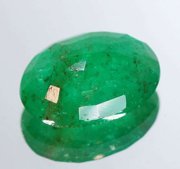 Marvelous 2.23ct untreated Colombian Emerald