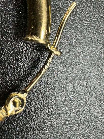 10k Yellow Gold 30mm Leverback Hoop Earrings w/ Diamond Cut Designs