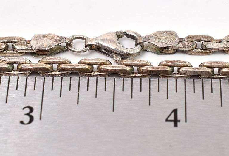 Chain link Necklace in Sterling Silver