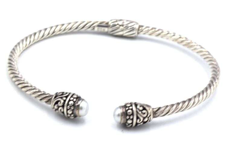 Vintage group lot of 925 sterling silver bangles