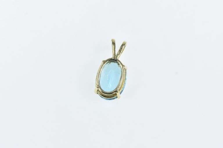14K Yellow Gold Oval Blue Topaz Vintage Solitaire Classic Pendant