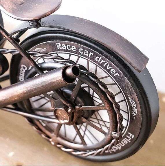 Timeless Motorcycle Desk Clock  Metal Art Décor