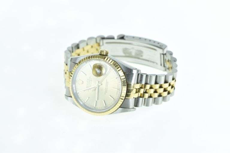 18K Gold Rolex Datejust Model 16233 Men's Watch