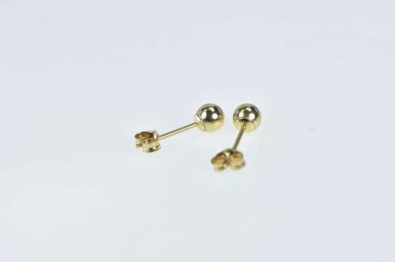 14K Yellow Gold 4mm Vintage Round Classic Stud Earrings