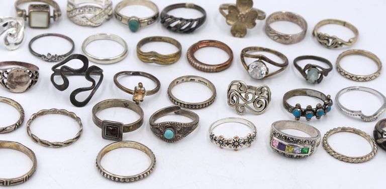 Group lot of Vintage 925 sterling silver rings