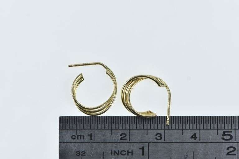 14K Yellow Gold 15mm Twist Design 3/4 Hoop Vintage Earrings