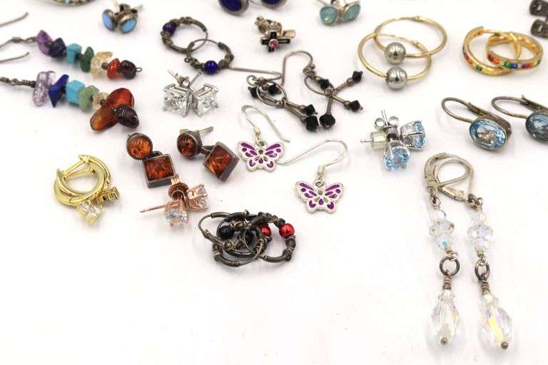 Group lot of Vintage 925 sterling silver earrings