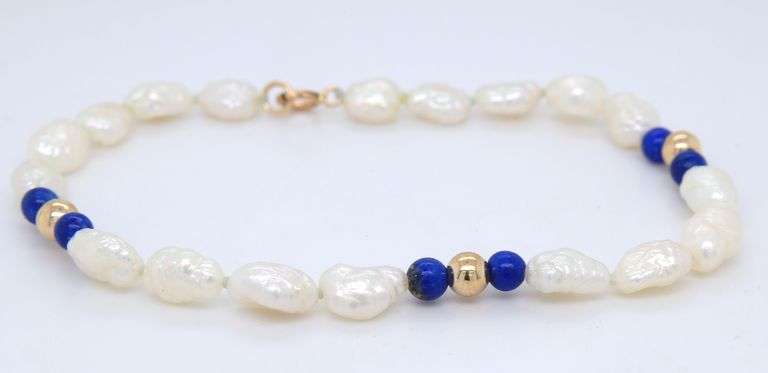 Set of Pearl bead and Lapis necklace and bracelet