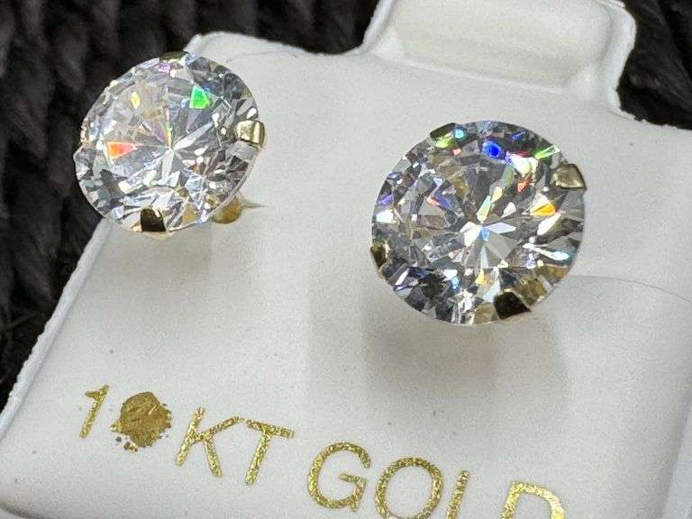 10k Yellow Gold 7mm Round White CZ Solitaire Stud Brilliant Earrings