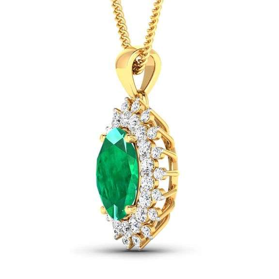 Gorgeous 3.25 Ct Natural Emerald Pendant