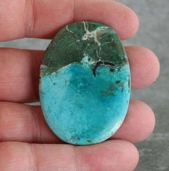 Gorgeous 89.85ct two toned Turquoise cabochon