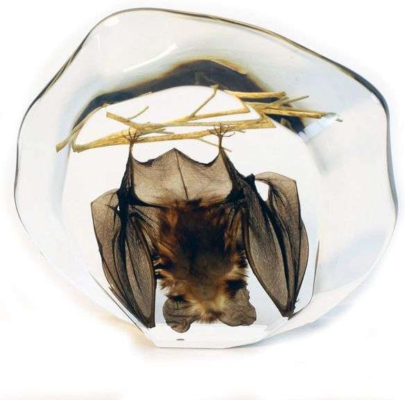 Hanging Bat Desk Decoration