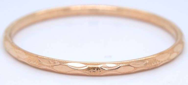 18kt Yellow gold diamond cut baby bangle