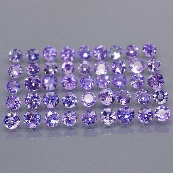 Stunning 3.06ct diamond cut Tanzanite set