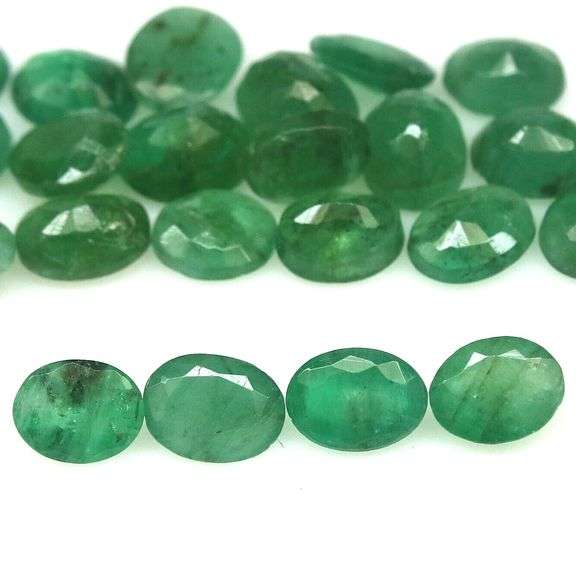 Large 9.35ct 25 piece Zambian Emerald parcel