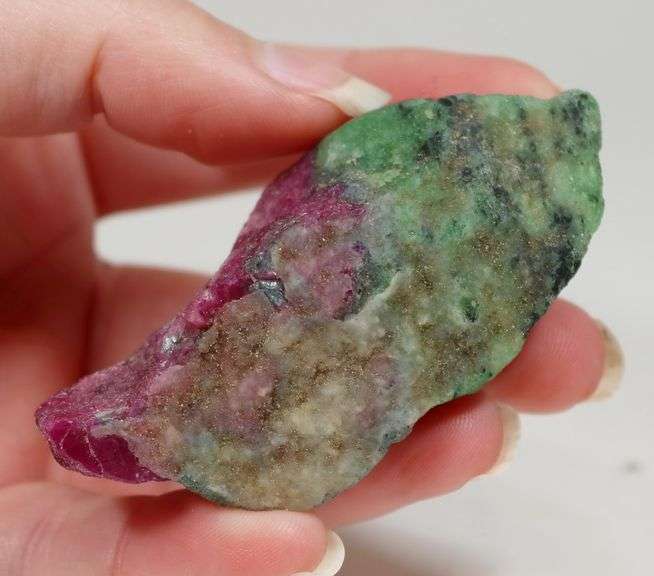 Heavy 390ct Ruby in Zoisite