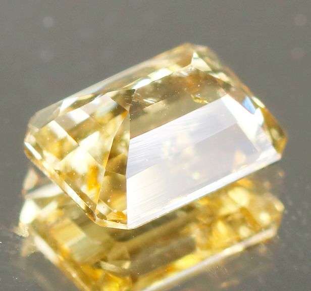 Glistening 1.59ct bright Heliodor Beryl