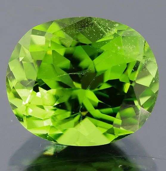Large 5.77ct Burma green Peridot