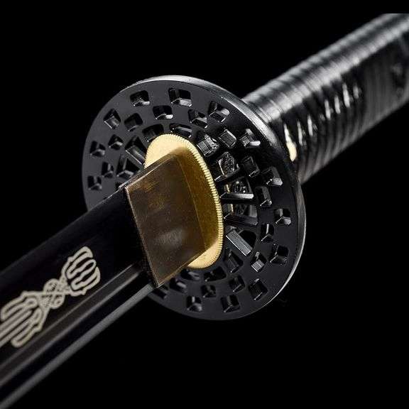 Real Samurai Sword: Black Dragon Katana