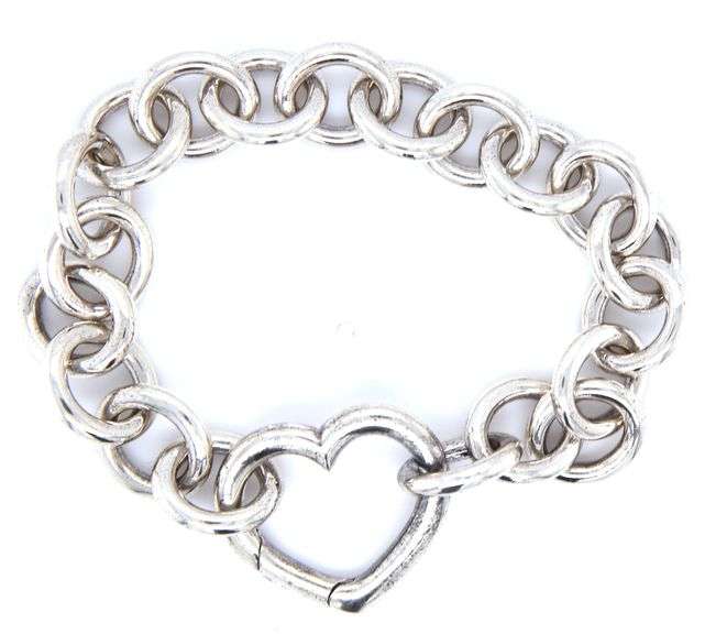 Tiffany & Co Open heart clasp bracelet in 925 sterling silver