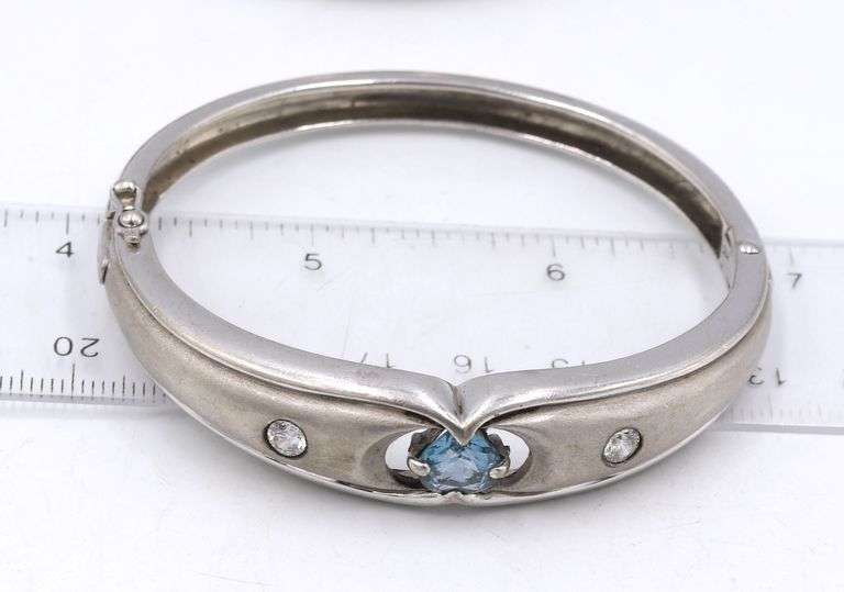 Group lot of vintage 925 sterling silver bangles