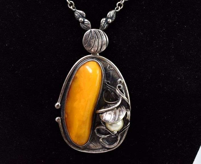 Butterscotch Amber and Pearl Necklace in Sterling Silver