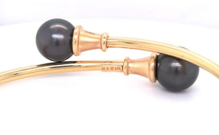 14kt Yellow gold Na Hoku double Tahitian pearl bangle