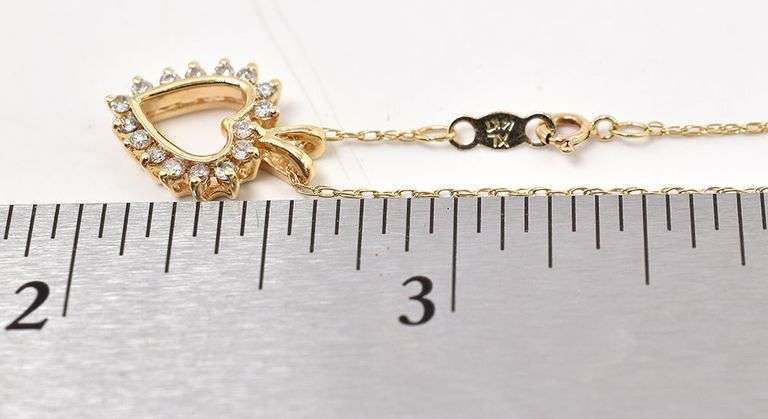 Beautiful 14K Yellow Gold Diamond Heart Pendant Necklace