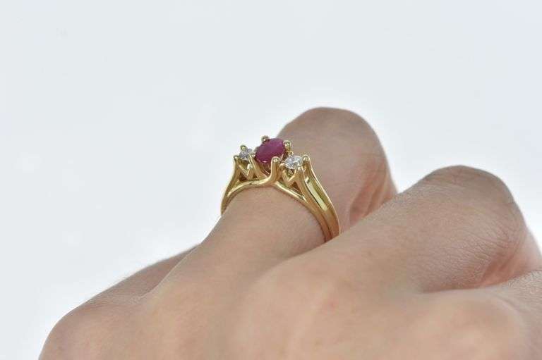 14K Yellow Gold 0.64 Ctw Ruby Diamond Engagement Ring