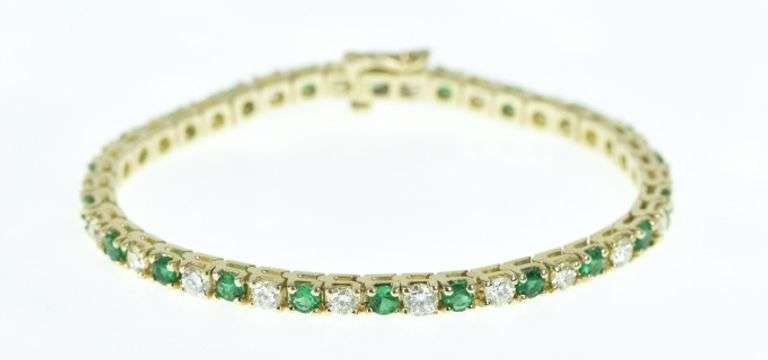 14K Yellow Gold 6.50 Ctw Emerald VS Diamond Tennis Bracelet