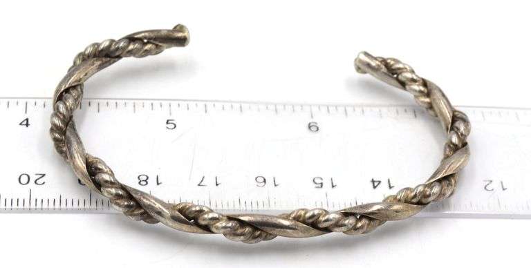 Group lot of vintage 925 sterling silver bangles