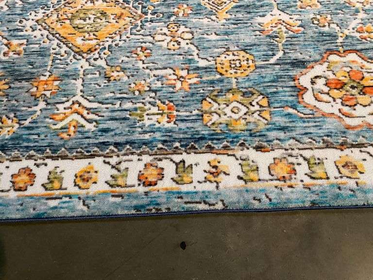Beautiful Classic rug 8x10