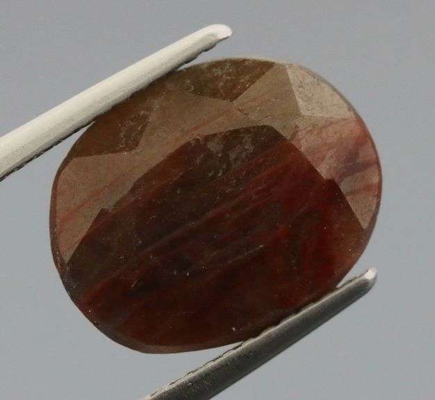 Glistening 7.06ct Earth toned Sapphire