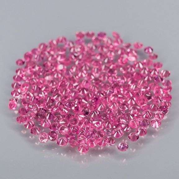 Beautiful 2ct pink Sapphire set
