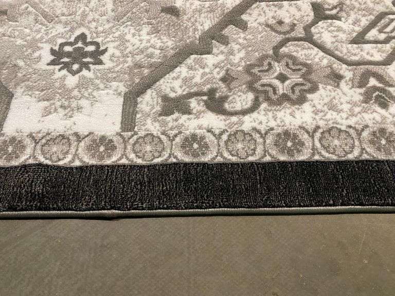 Magnifecent Classic Rug 8x10