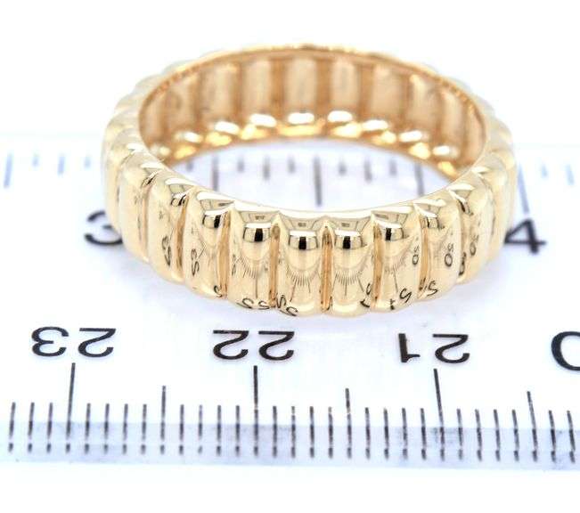14kt Yellow gold Ribbed gold band