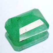 Outstanding 1.70ct top green Emerald